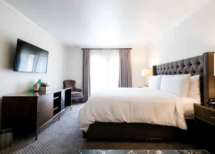 Hotel Ella