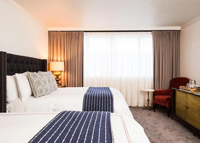 Hotel Ella