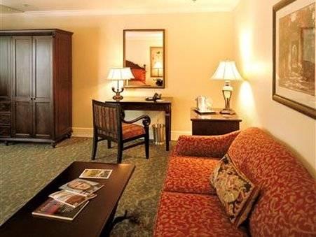 Hotel Ella 4*
